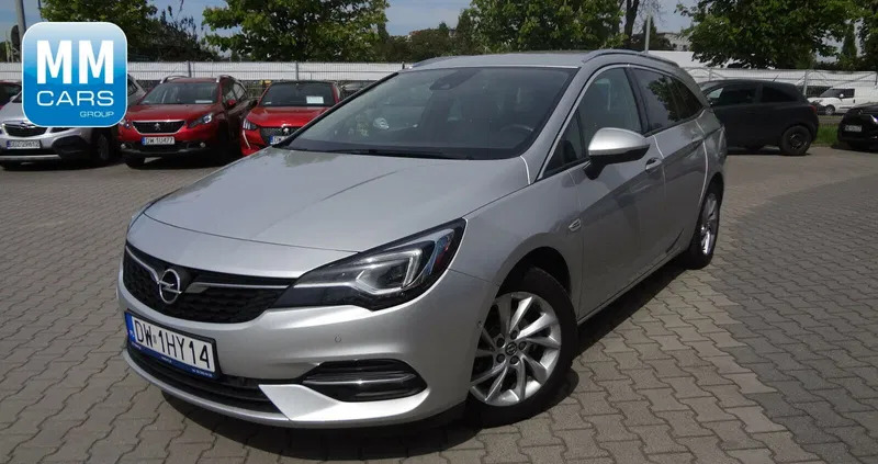 samochody osobowe Opel Astra cena 52850 przebieg: 152221, rok produkcji 2020 z Pniewy